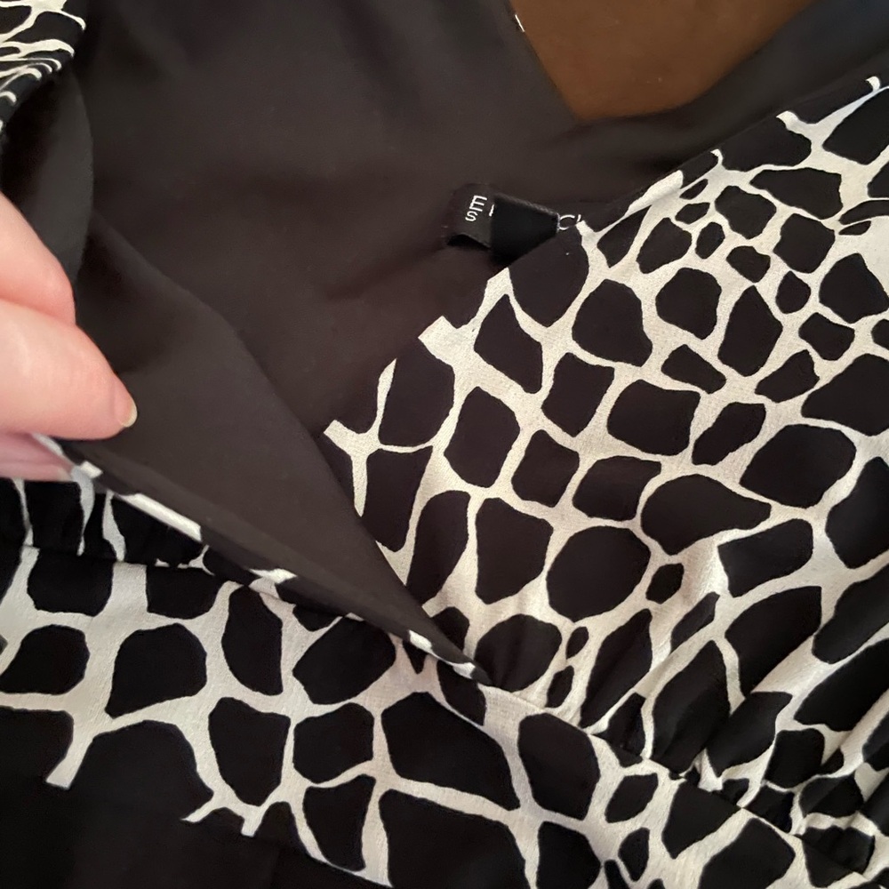 En Focus Black White Animal Print Dress V Neck sz 14 sleeveless spandex tie back - Picture 12 of 13